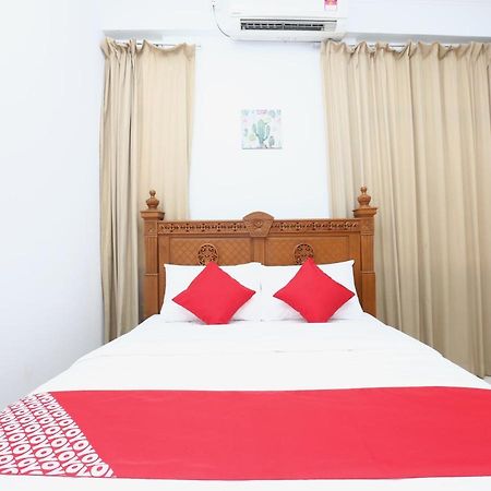 Super Oyo 89435 Nusantara Group Hotel Jertih Eksteriør billede