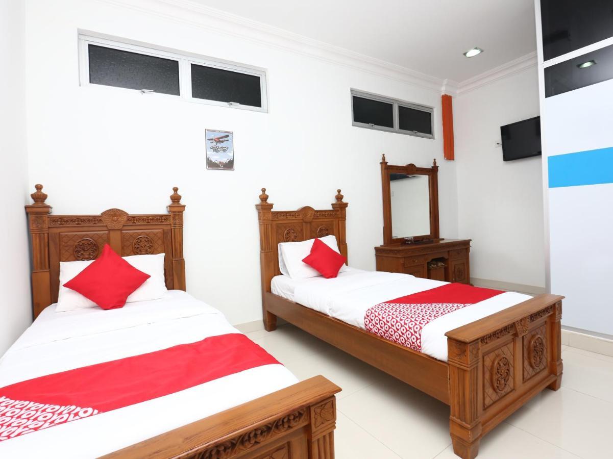 Super Oyo 89435 Nusantara Group Hotel Jertih Eksteriør billede